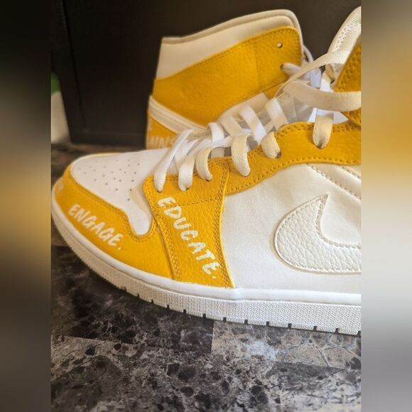 Air Jordan High top Dunks Limited Edition " RISE AGAINST RACISM" Sneaker No Box - Picture 9 of 11